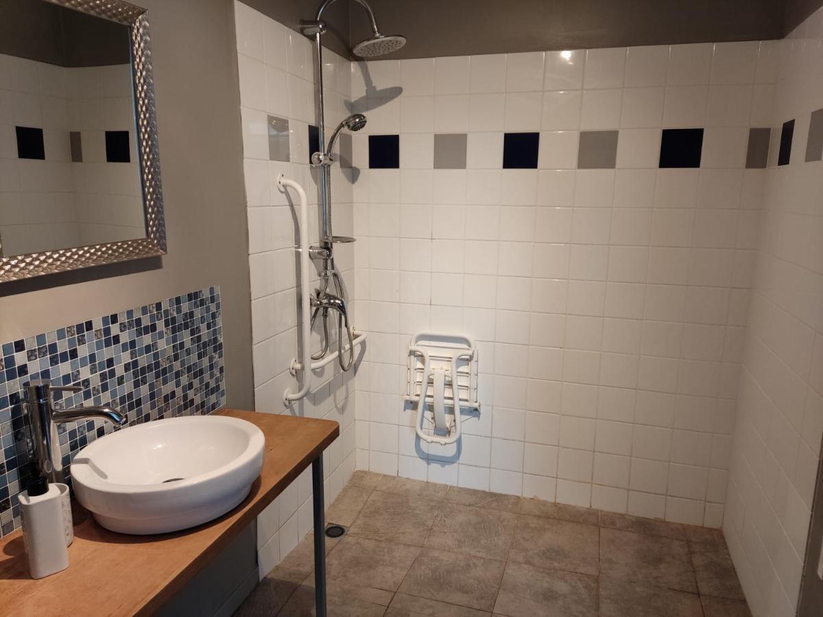 La Demeure Avesnoise Bed & Breakfast Wignehies Exterior photo