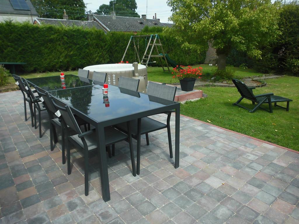 La Demeure Avesnoise Bed & Breakfast Wignehies Exterior photo